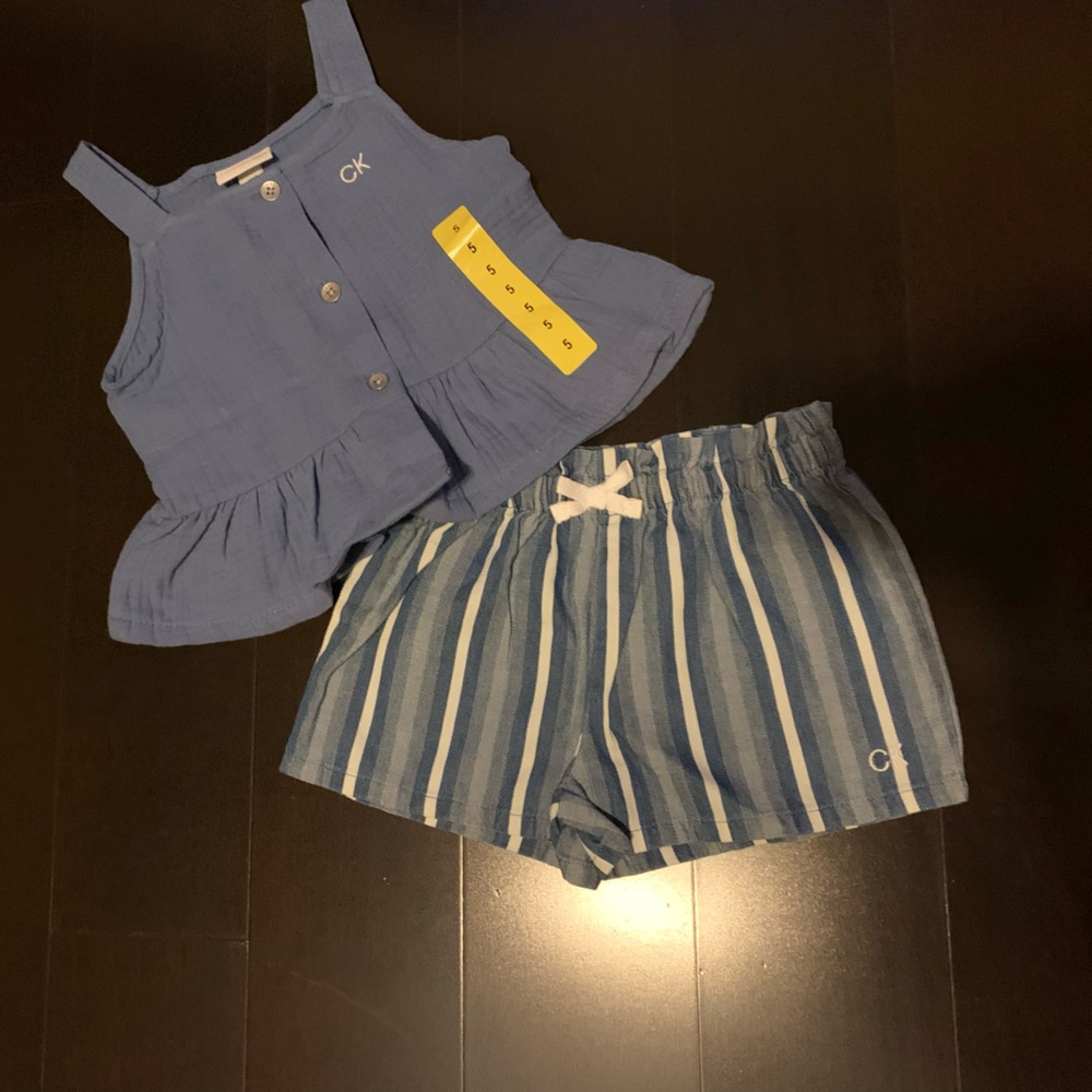 Girl’s Calvin Klein 2pc Set